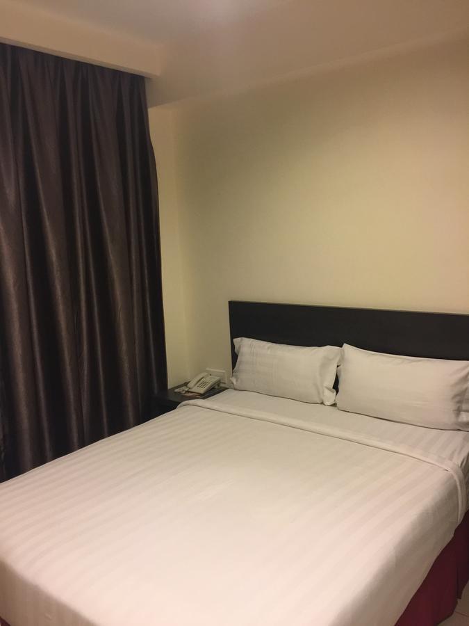 Premierz Hotel Λαμπουάν Εξωτερικό φωτογραφία