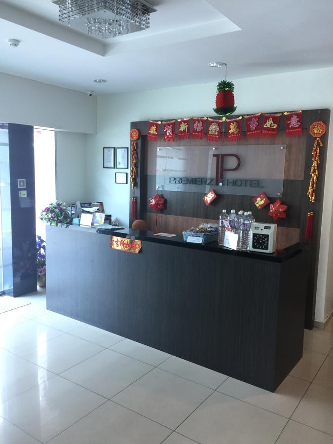 Premierz Hotel Λαμπουάν Εξωτερικό φωτογραφία