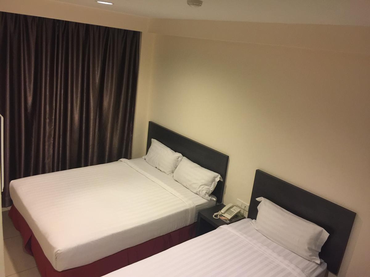 Premierz Hotel Λαμπουάν Εξωτερικό φωτογραφία