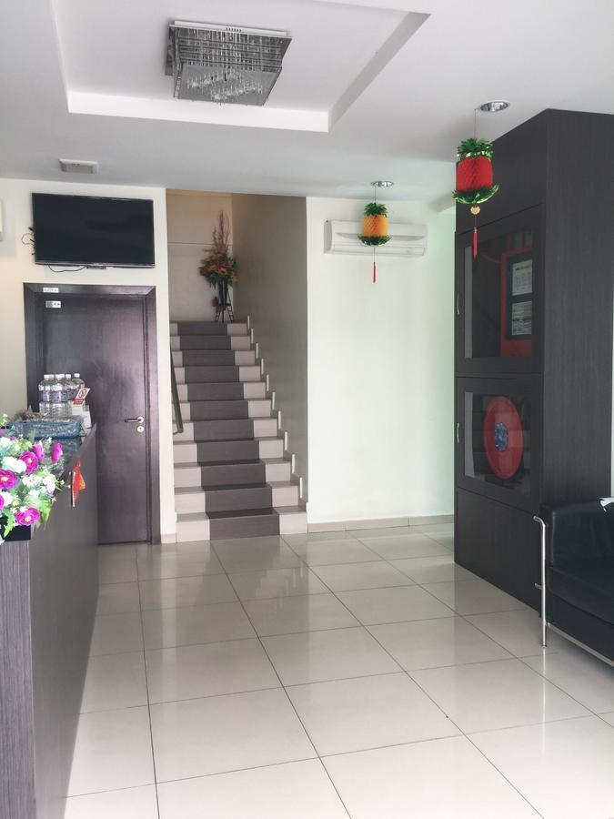 Premierz Hotel Λαμπουάν Εξωτερικό φωτογραφία